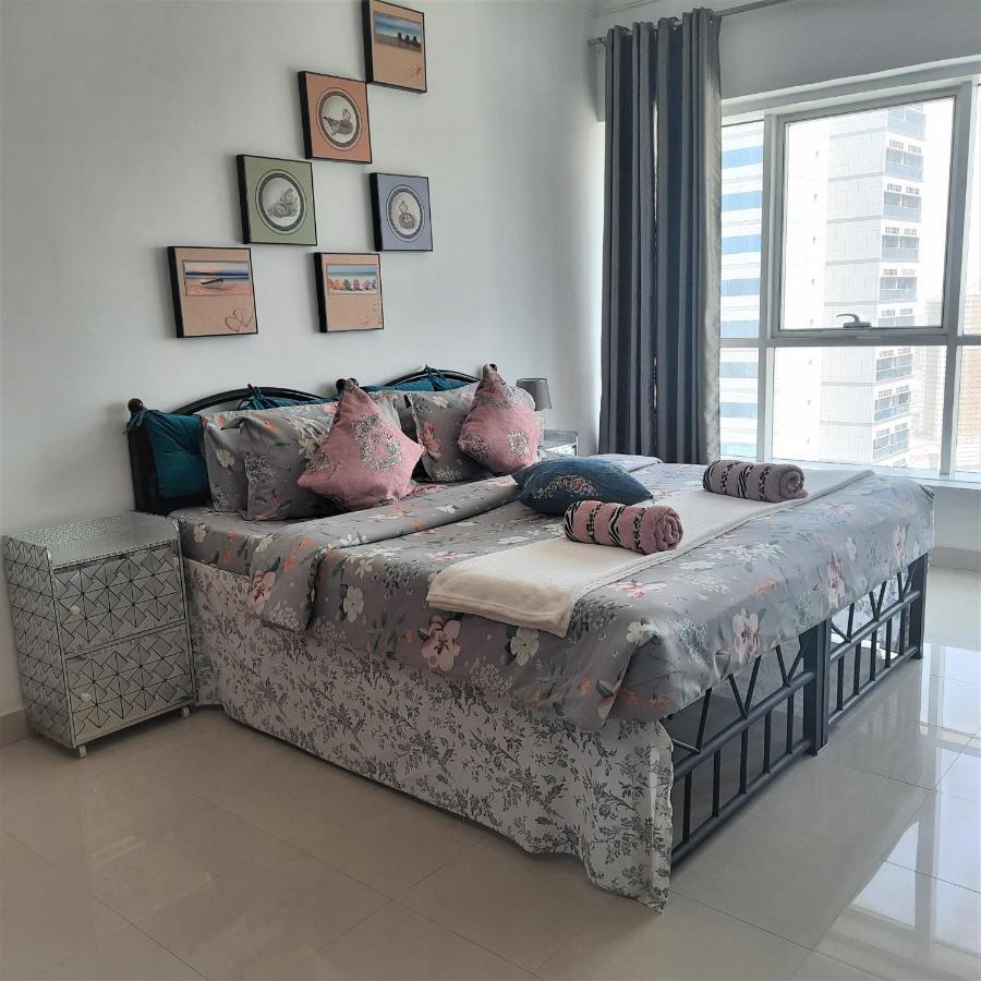 Beach Side Private Room At Sharjah-Dubai Border Ngoại thất bức ảnh